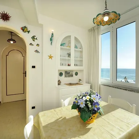 That's Atrani, Amalfi Coast Front Holiday home Atrani
